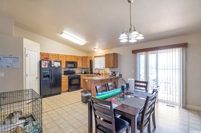 2113 N 550 W, Clinton, UT 84015 — photo 4