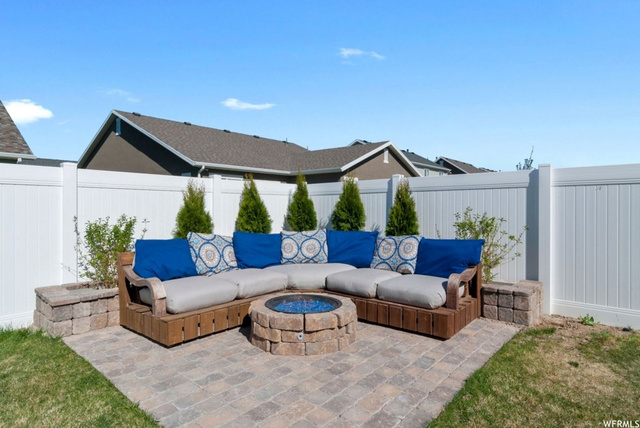 3602 S Creekside Ln, Syracuse, UT 84075 — photo 4