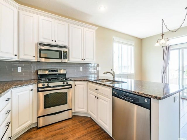 2535 N 1025 E, Layton, UT 84040 — photo 3