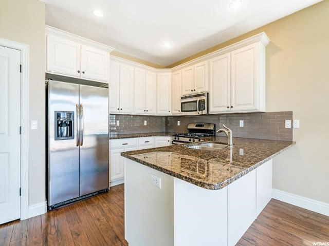 2535 N 1025 E, Layton, UT 84040 — photo 4