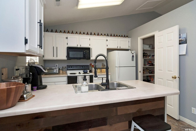 563 E 825 N, Ogden, UT 84404 — photo 11