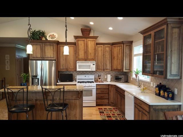635 W 2650 S, Perry, UT 84302 — photo 4