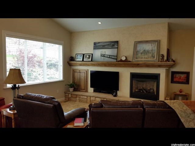 635 W 2650 S, Perry, UT 84302 — photo 8