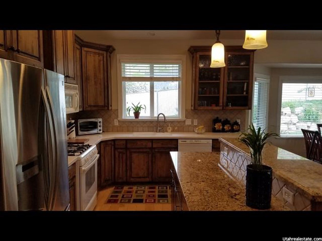 635 W 2650 S, Perry, UT 84302 — photo 5