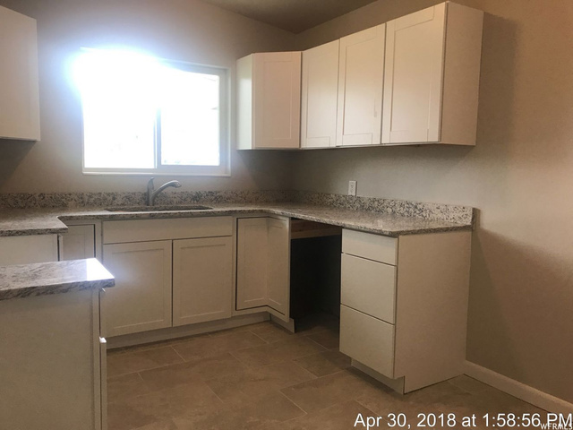 1876 S 200 E, Bountiful, UT 84010 — photo 6