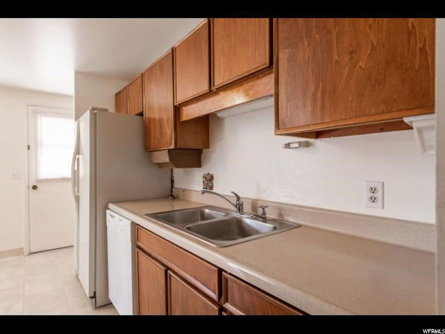 260 E 1650 S, Bountiful, UT 84010 — photo 4