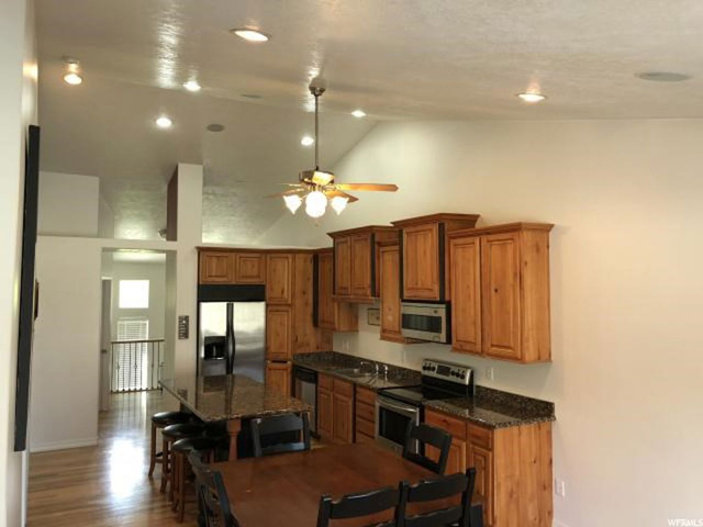 236 Lyman Ln, Bountiful, UT 84010 — photo 4
