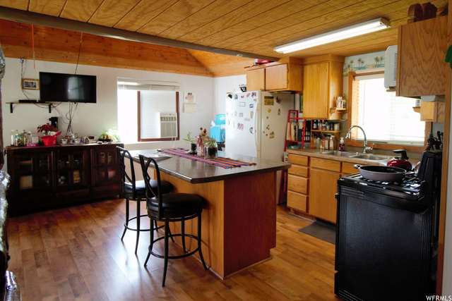 5454 E Cub River Rd, Preston, ID 83263 — photo 3