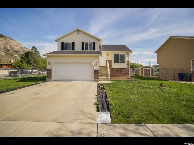 643 E Canyon View Dr, Ogden, UT 84404 — photo 2