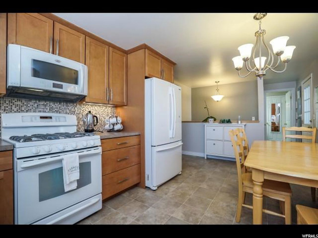 120 E Emerald St N, Layton, UT 84041 — photo 8