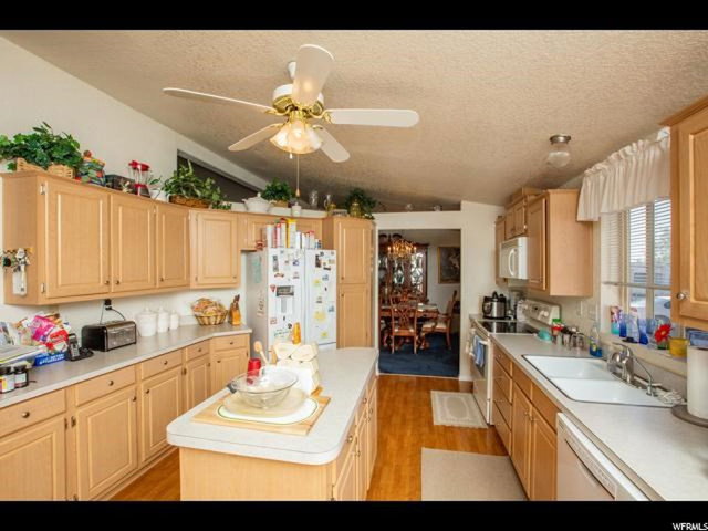 138 E 100 N, Ivins, UT 84738 — photo 6