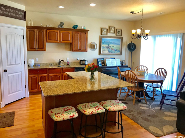 697 N 180 E, Smithfield, UT 84335 — photo 4