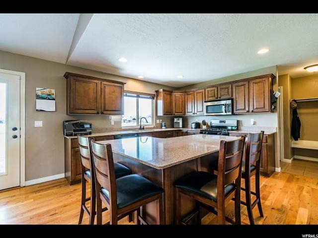 658 W Wasatch Way, Syracuse, UT 84075 — photo 8