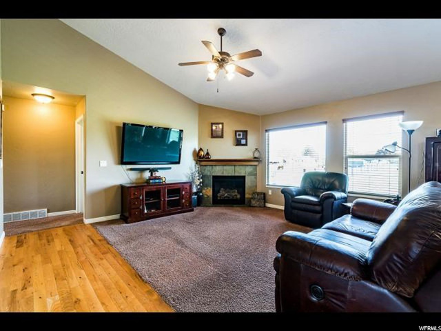 658 W Wasatch Way, Syracuse, UT 84075 — photo 4