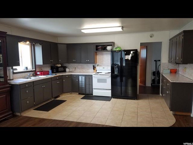 240 E 500 S, Gunnison, UT 84634 — photo 6