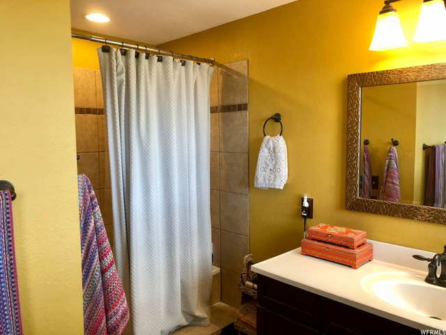 574 S 200 E, Farmington, UT 84025 — photo 9