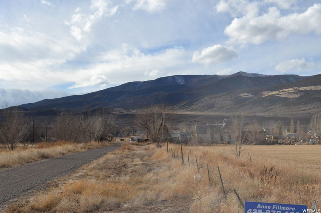 98 N 200 E, Joseph, UT 84739 — photo 12