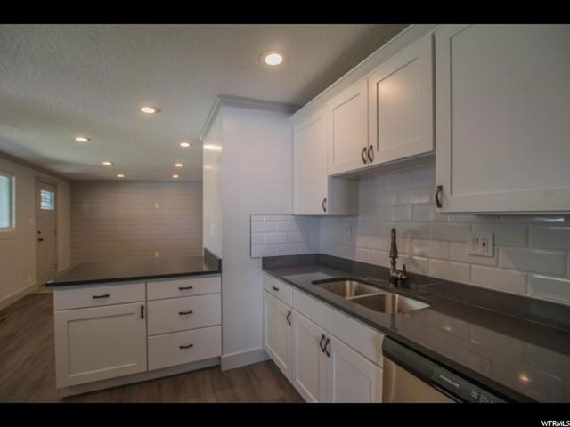 756 E Carnation Dr, Sandy, UT 84094 — photo 11