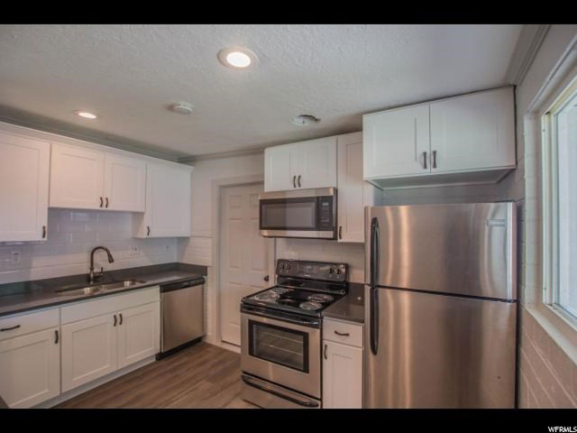 756 E Carnation Dr, Sandy, UT 84094 — photo 10