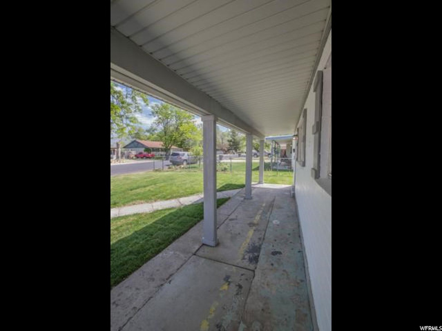 756 E Carnation Dr, Sandy, UT 84094 — photo 3