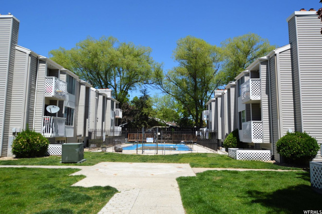 875 E Arrowhead Ln S #25, Murray, UT 84107 — photo 4