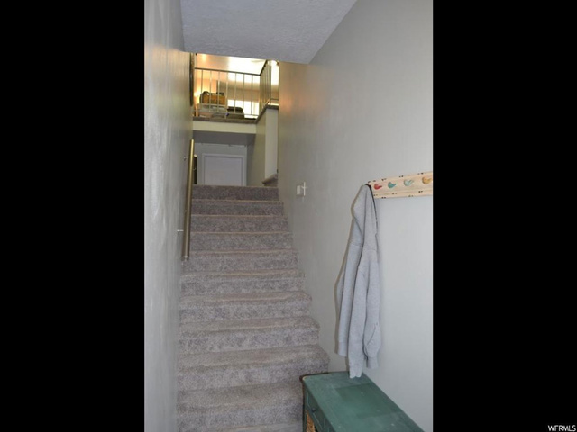 1886 E 5625 S, South Ogden, UT 84403 — photo 3