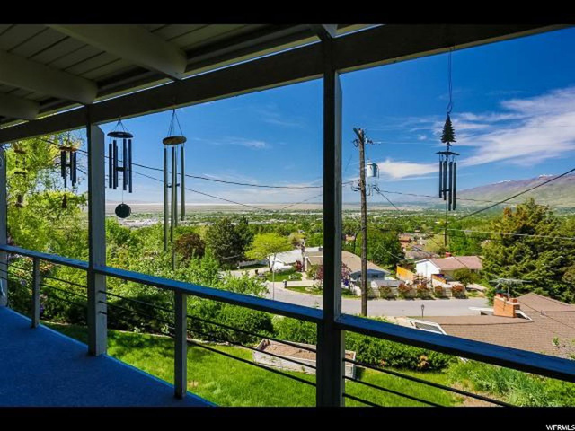 111 E Oakridge Dr, Bountiful, UT 84010 — photo 4