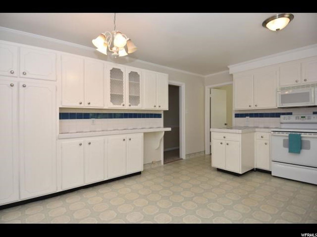 2392 S 200 W, Bountiful, UT 84010 — photo 9