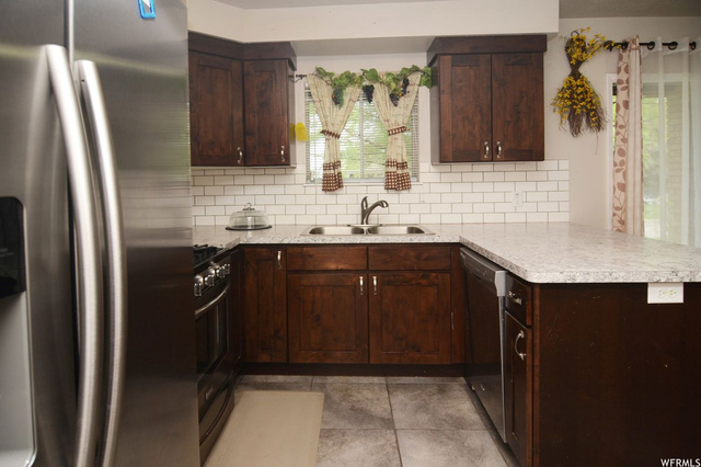 4724 S 2025 W, Roy, UT 84067 — photo 12