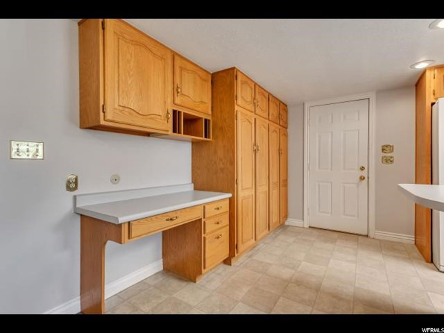 434 E Howard Dr, Sandy, UT 84070 — photo 7