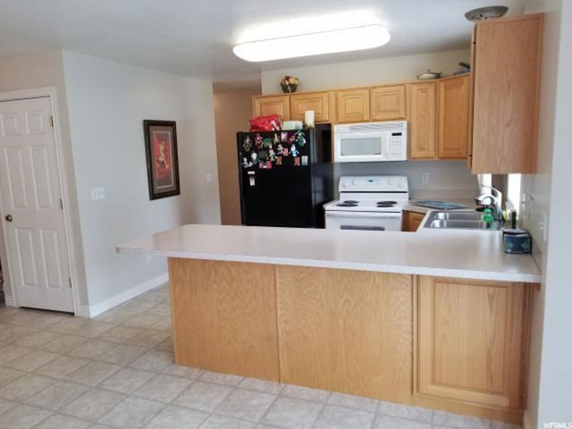 654 E Clearwater Dr, Layton, UT 84041 — photo 8