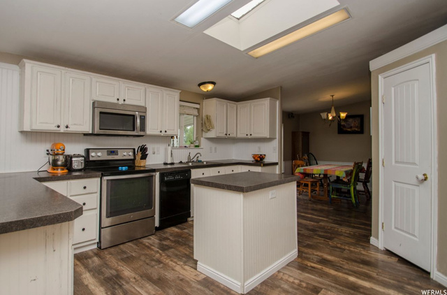 5294 W 4600 S, Hooper, UT 84315 — photo 7