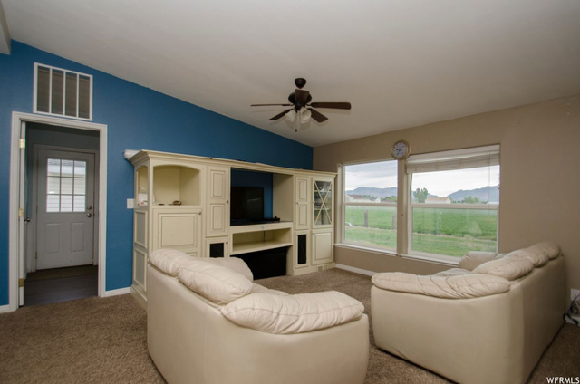 5294 W 4600 S, Hooper, UT 84315 — photo 8