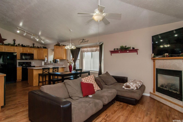 5537 S 4100 W, Roy, UT 84067 — photo 10