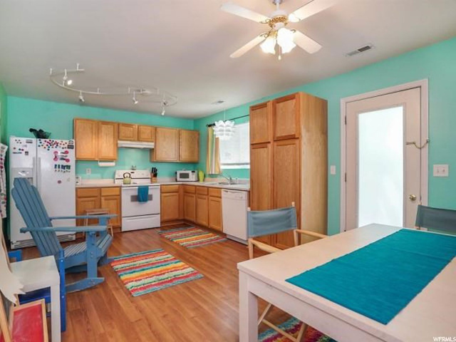 2033 N 2225 W, Clinton, UT 84015 — photo 7