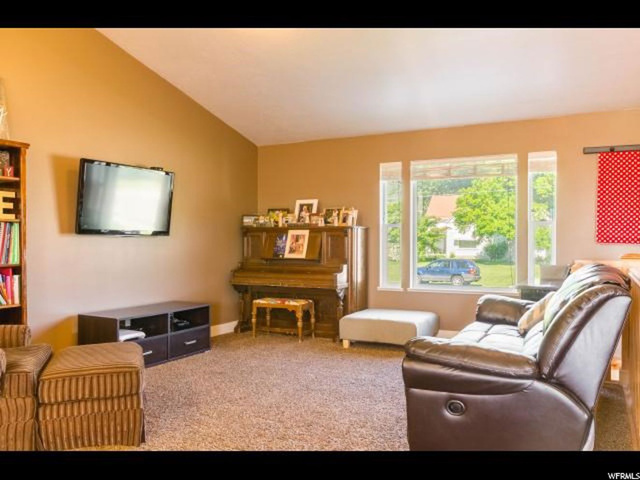 275 N 200 W, Hyde Park, UT 84318 — photo 10