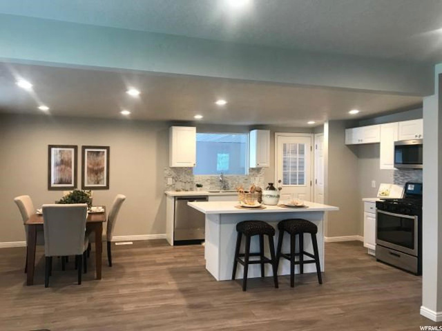 911 E Carnation Dr, Sandy, UT 84094 — photo 5