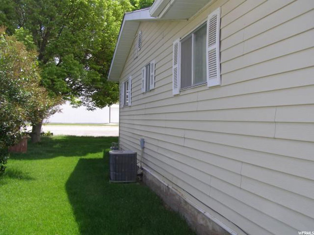 207 N 300 St W, Delta, UT 84624 — photo 5