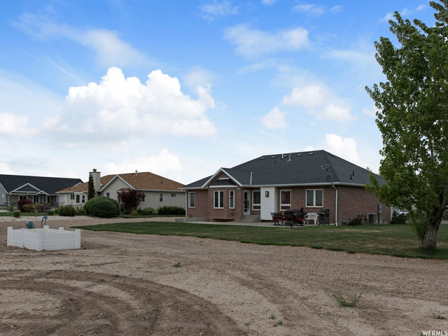 286 N 525 E, Levan, UT 84639 — photo 12