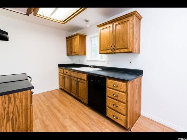 1041 E 30 S, Hyrum, UT 84319 — photo 5