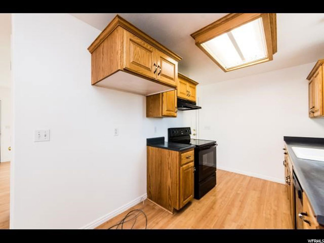 1041 E 30 S, Hyrum, UT 84319 — photo 7