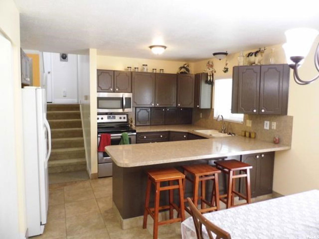 2943 N 1150 E, North Ogden, UT 84414 — photo 2