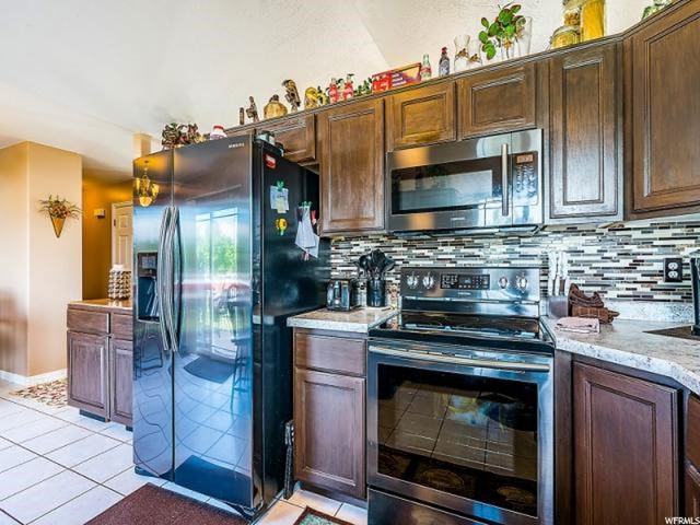 2396 N 2275 W, Clinton, UT 84015 — photo 10