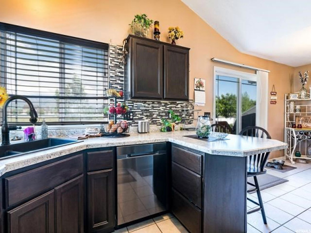 2396 N 2275 W, Clinton, UT 84015 — photo 11