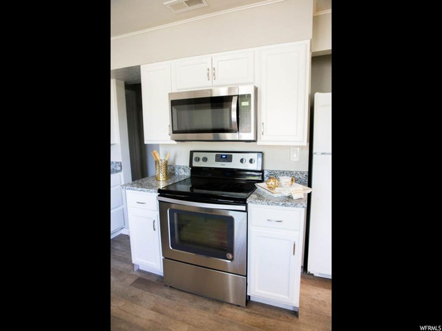650 E 8680 S, Sandy, UT 84070 — photo 7