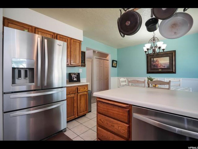 943 S 200 E, Layton, UT 84041 — photo 11