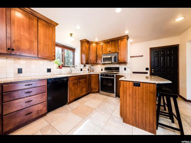 67 N Cherry Dr, Providence, UT 84332 — photo 3