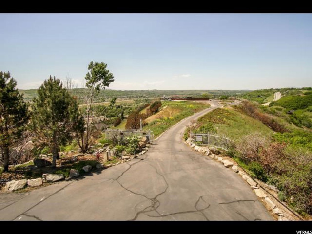 6491 S 2800 E #17, Uintah, UT 84403 — photo 10