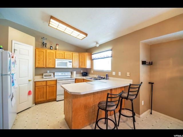 1932 N 810 W, Clinton, UT 84015 — photo 4