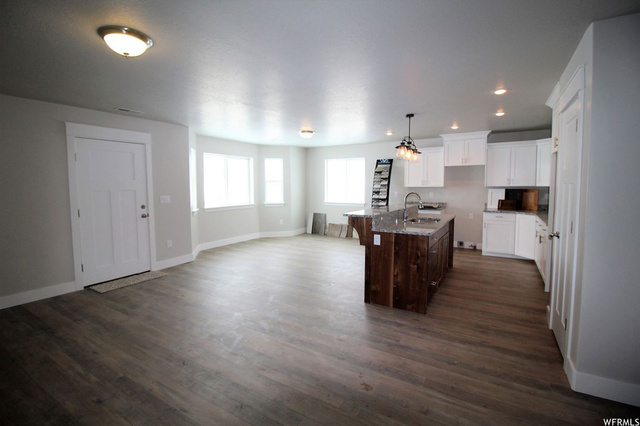 254 W 70 N, Hyrum, UT 84319 — photo 3